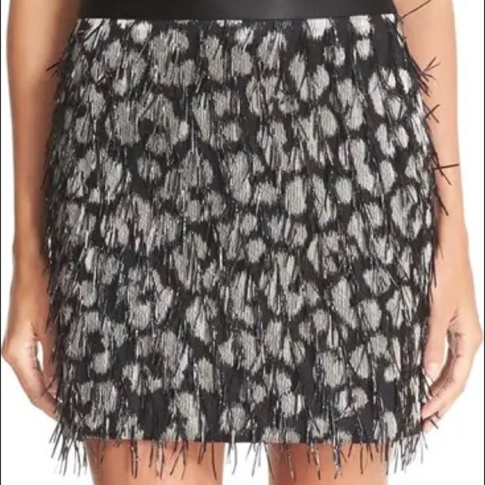 Milly Couture Cheetah Jacquard Mini Skirt Fringe Black/Silver Size 4 MSRP $350